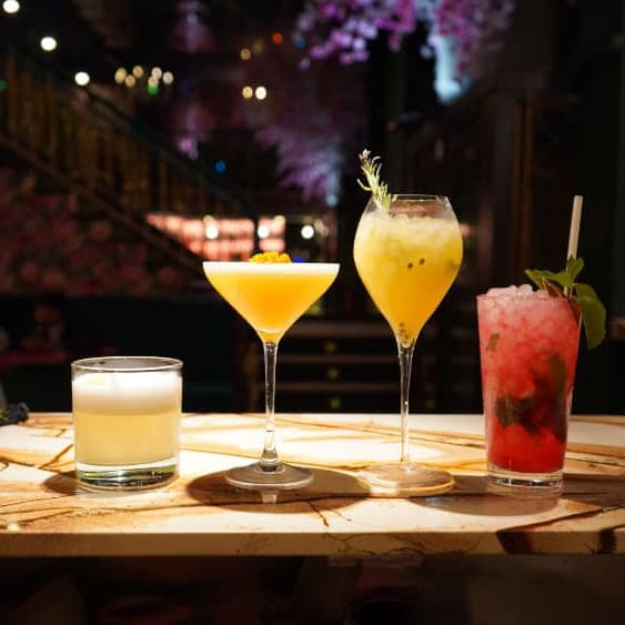 Variedad de cócteles en Vigo